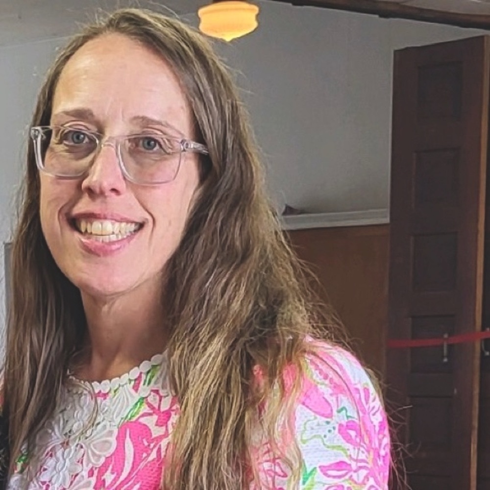 Meet the Posher, Jennie